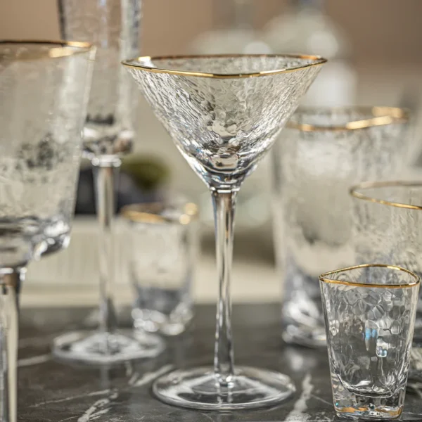 aperitivo triangular martini glass clear with gold rim
